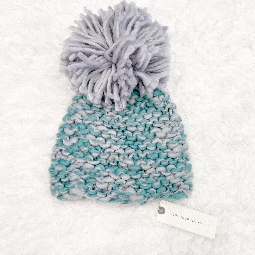 nwt anthropologie cozy knit pom-pom beanie